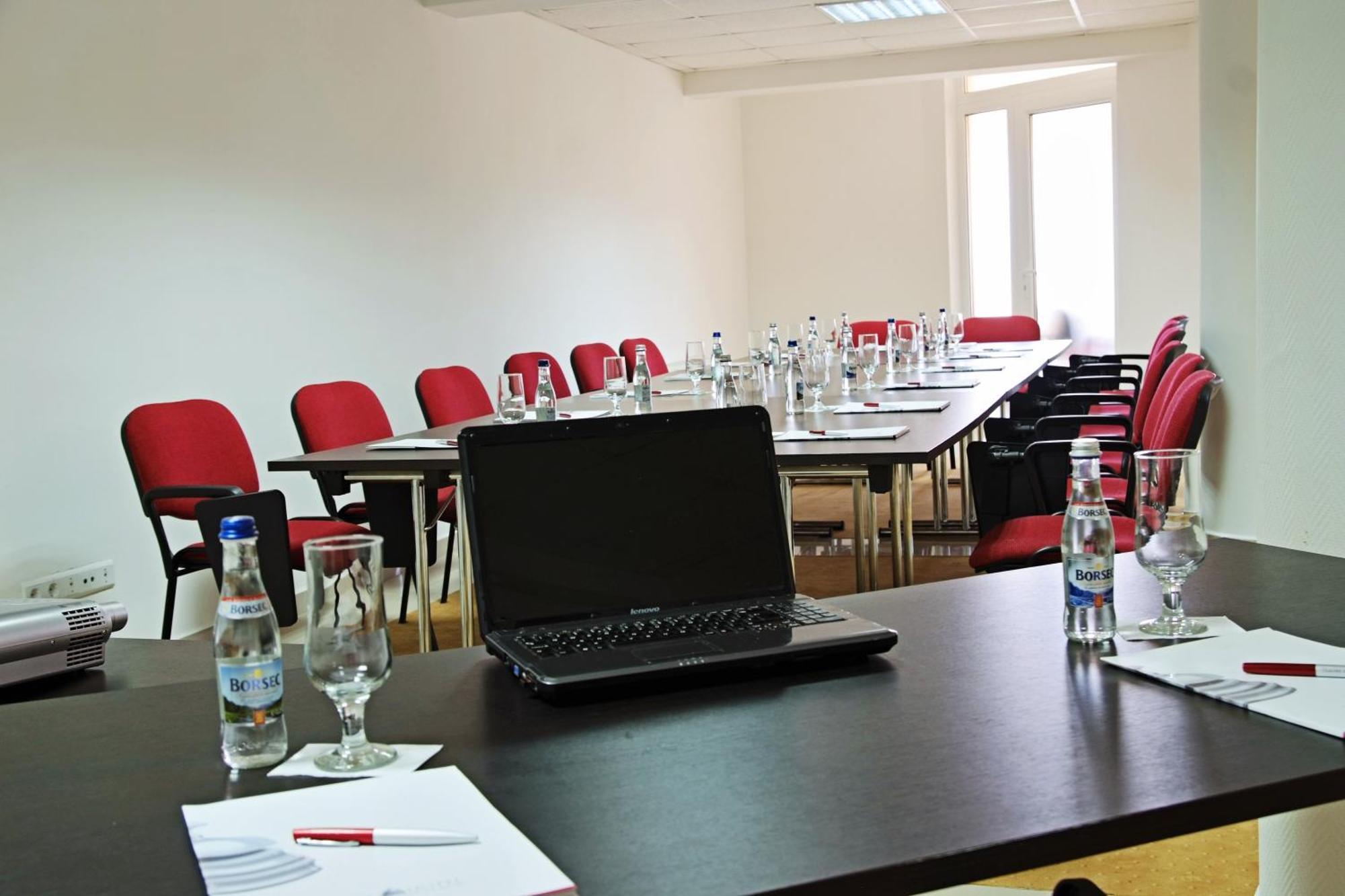 Silver Hotel Oradea Exterior foto