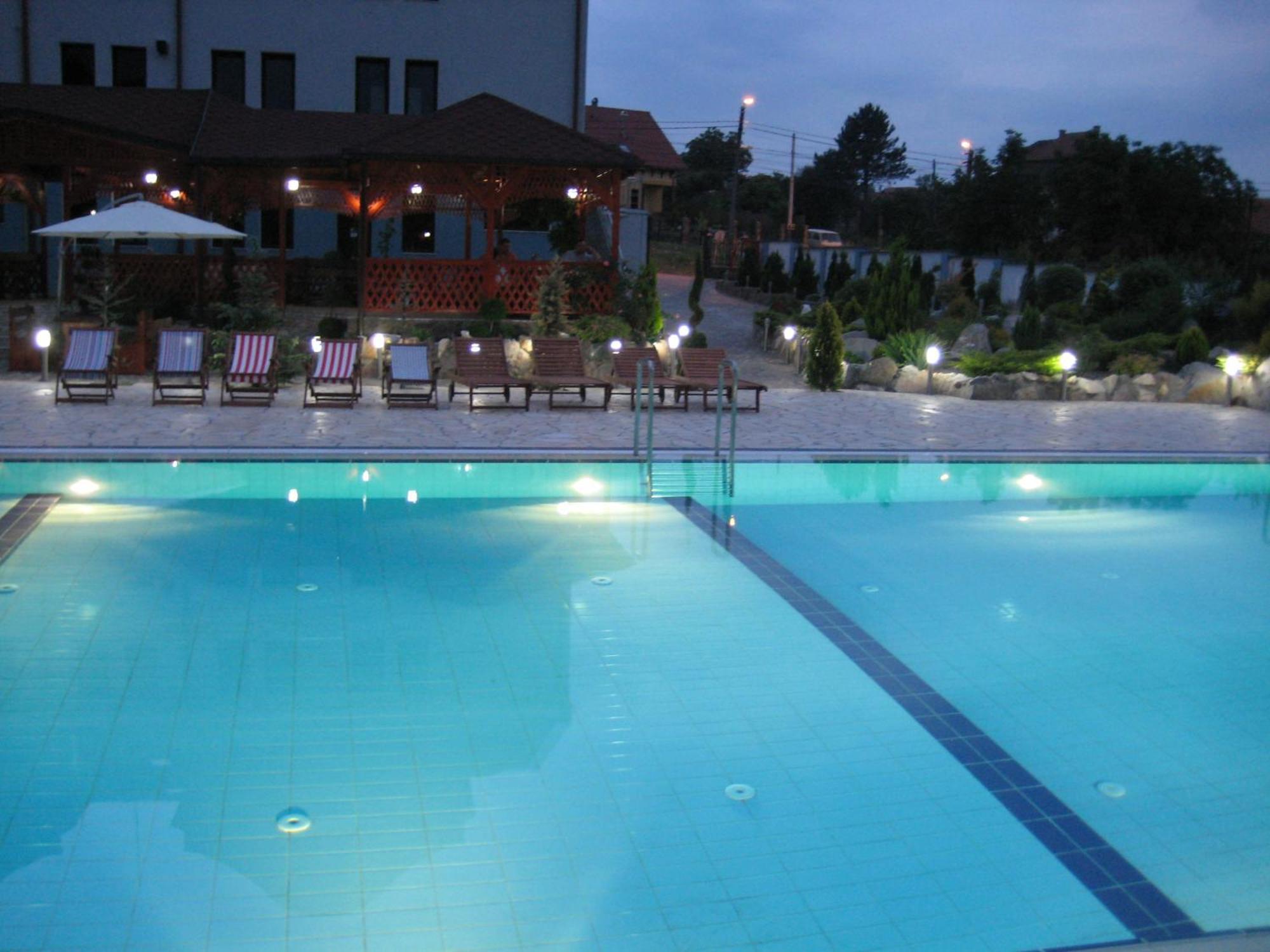 Silver Hotel Oradea Exterior foto