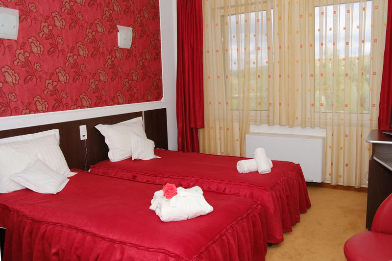 Silver Hotel Oradea Exterior foto
